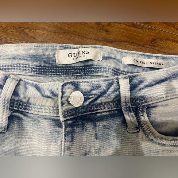 Guess Acid Wash skinny jeans - Picture 4 of 6
